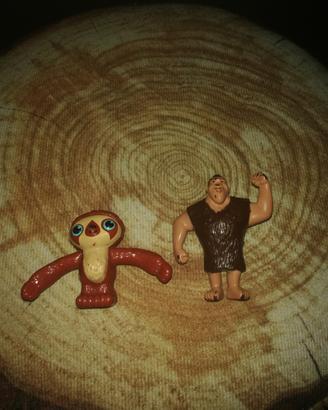 Personaggi film cartoni animati e sorprese varie 