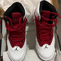Air Jordan Max Aura White Gym Red 42,5