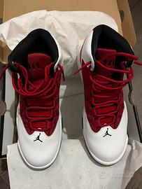 Air Jordan Max Aura White Gym Red 42,5