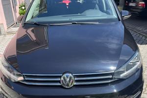 VOLKSWAGEN Touran - 2019