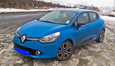 RENAULT CLIO 2014 RICAMBI PEZZI ACCESSORI