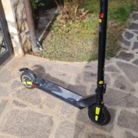 monopattino lexgo R 8 Plus 