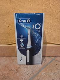 Spazzolino elettrico Oral-B iO Series 3S NUOVO