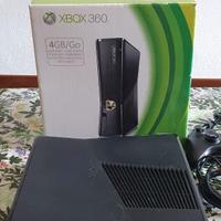 x Natale: Set Xbox360 4Gb + 2 controllers/joystick