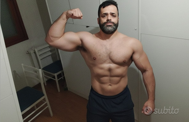 Insegnante scuola personal trainer stanza max 500