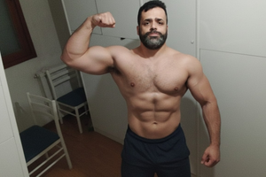 Insegnante scuola personal trainer stanza max 500