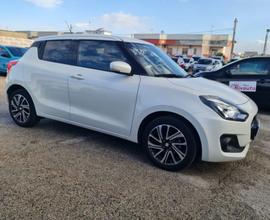 SUZUKI Swift 1.2 Hybrid CVT Top Automatica