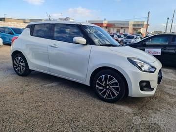 SUZUKI Swift 1.2 Hybrid CVT Top Automatica