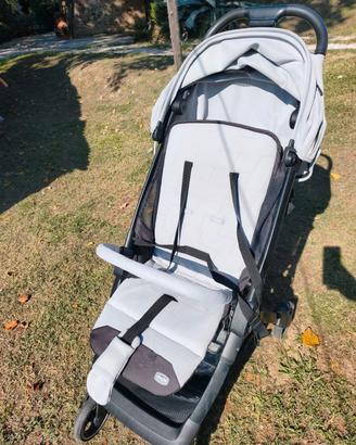 passeggino leggero Chicco 