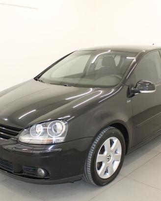 Volkswagen Golf 2.0 TDi Sportline DSG