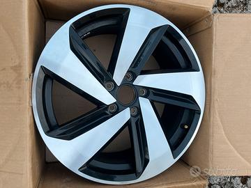 Cerchi originali golf 7,5 gti