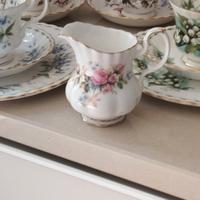 Lattiera Royal Albert