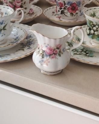 Lattiera Royal Albert