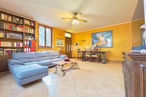 VILLA SEMI INDIPENDENTE DI RECENTE COSTRUZIONE IN