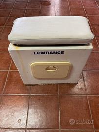 Seduta in vetroresina e altri accessori