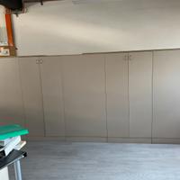 Armadio bifacciale 10 ante per ufficio beige