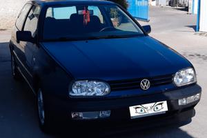 Golf terza serie 1.4 Pink Floyd 3 porte.