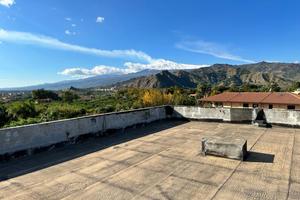 Trappitello (Taormina) | 170 mq + Terrazza escl