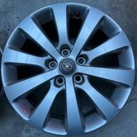 Cerchi in lega 17” Opel Astra J SW (2014)