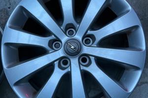 Cerchi in lega 17” Opel Astra J SW (2014)