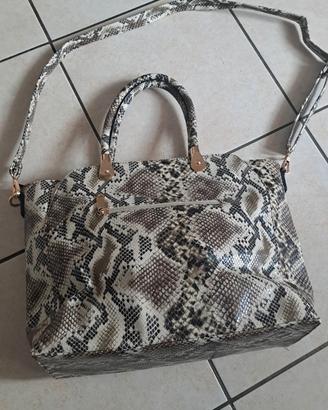 Borsa Pitonata