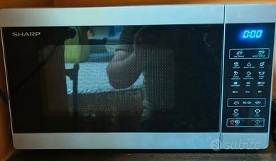 Forno a microonde digitale Sharp 20L con Grill
