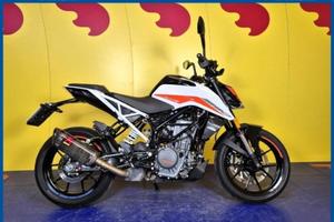 KTM 390 Duke Garantita e Finanziabile