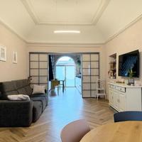 VILLA A SCHIERA CENTRALE A BRESCIA