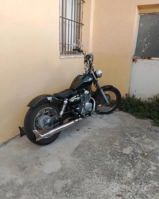 Honda rebel 125 chicano / custom style Harley