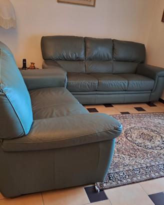 Coppia divani in pelle Chateau d'Ax verde bisco