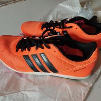 scarpe sportive atletica leggera Adidas 