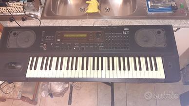 Korg i4s arranger workstation
