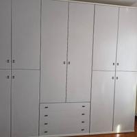 ARMADIO A MURO + COMODINO + SCRIVANIA E SPECCHIO