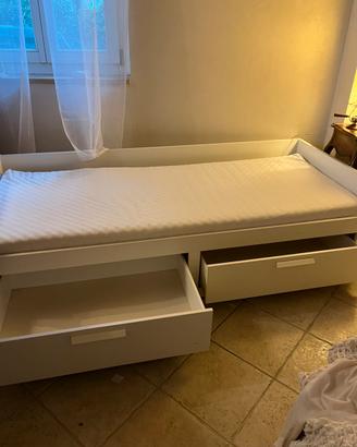 Letto ikea con doghe in legno estendibile