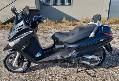 Piaggio XEvo 400 - 2010