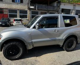 MITSUBISHI Pajero 3.2 16V DI-D 3p. AUTOCARRO 4 P