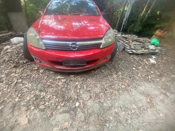 pezzi di ricambio Opel Astra1.7htc e Alfaromeo 147