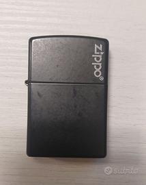 ZIPPO nero opaco