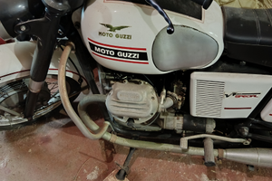 Guzzi V7 Special