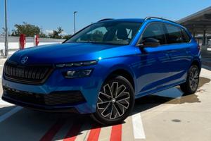 SKODA KAMIQ BLACK DOTS