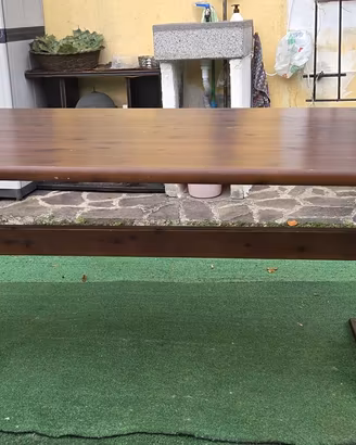 Tavolo di legno
