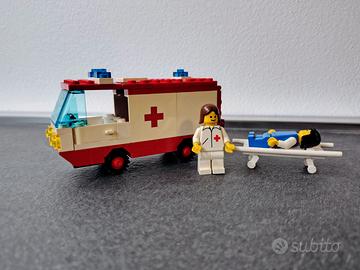 LEGO 6688 Ambulanza (1985)