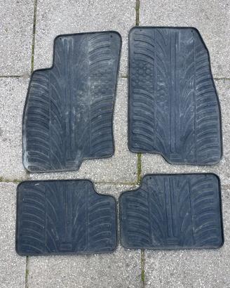 tappetini di gomma FIAT Grande Punto