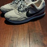 new balance e nik45.5 misura 29.5