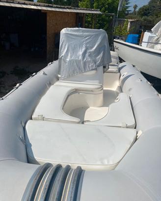 GOMMONE ZODIAC MEDLINE CON CARRELLO CRESCI