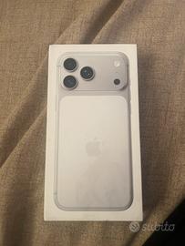 IPhone 17 pro max 256 silver