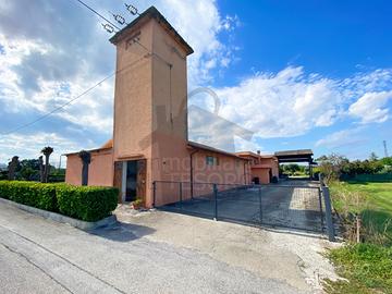 Capannone / Fondo a Santarcangelo di Romagna