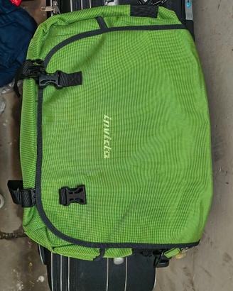 borsa INVICTA verde mela porta PC multitasche