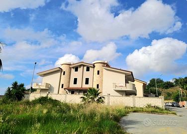 Villa bifamiliare Barcellona Pozzo di Gotto