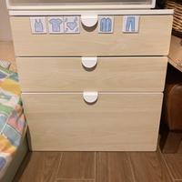 Cassettiera+portarotolo da disegno+letto basso